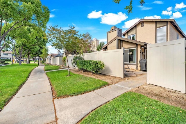 9560 Frank Way, Santee, CA 92071 - view of yard with a residential view