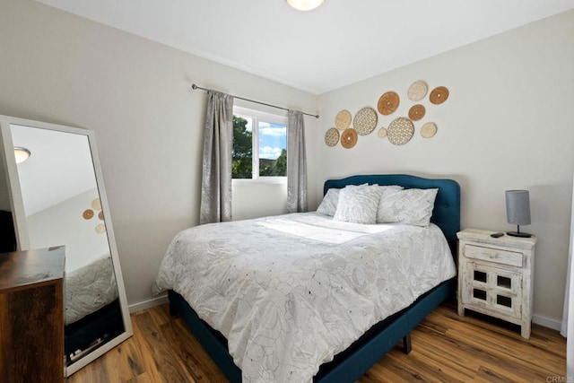 9560 Frank Way, Santee, CA 92071 - bedroom featuring wood finished floors and baseboards