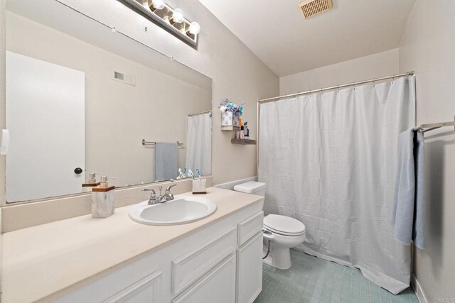 9560 Frank Way, Santee, CA 92071 - full bath with vanity, tile patterned floors, and curtained shower