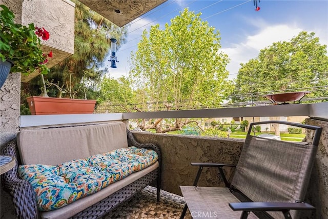 365 W Alameda Ave Unit 203, Burbank, CA 91506 - balcony with area for grilling