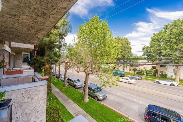 365 W Alameda Ave Unit 203, Burbank, CA 91506 - exterior space