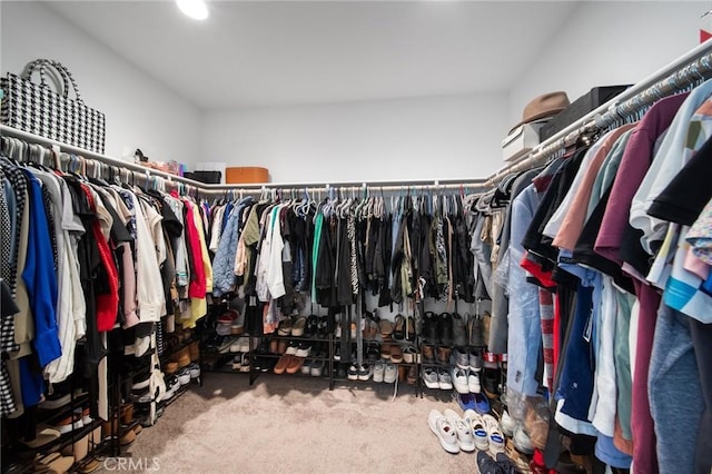11475 Sheridan Way, Beaumont, CA 92223 - walk in closet featuring carpet floors
