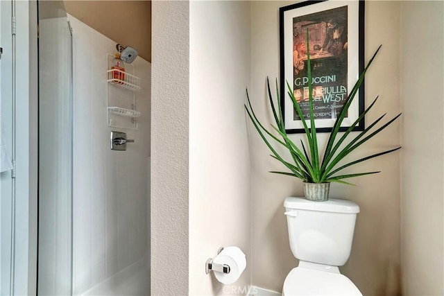 1508 W Artesia Unit H, Gardena, CA 90248 - bathroom featuring a shower stall and toilet