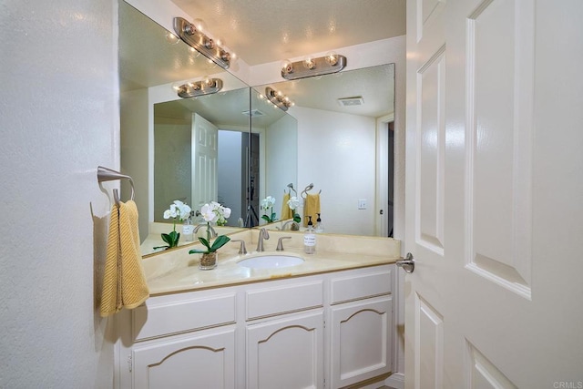 2935 Via Emerado, Carlsbad, CA 92009 - bathroom with vanity