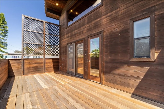 2405 Tustin Ave, Costa Mesa, CA 92627 - view of wooden terrace