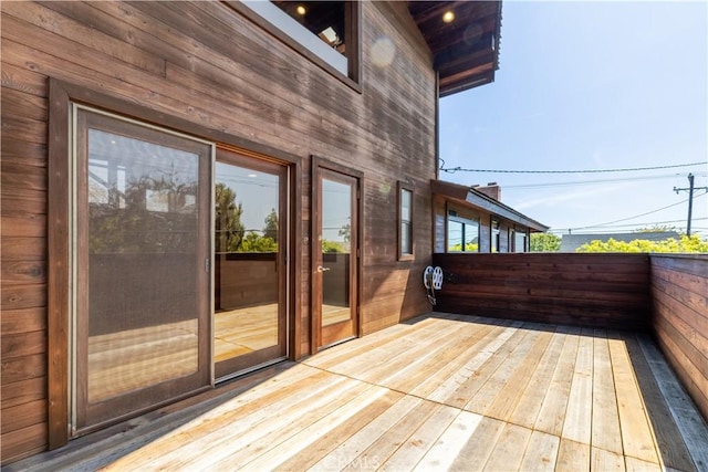 2405 Tustin Ave, Costa Mesa, CA 92627 - view of wooden terrace