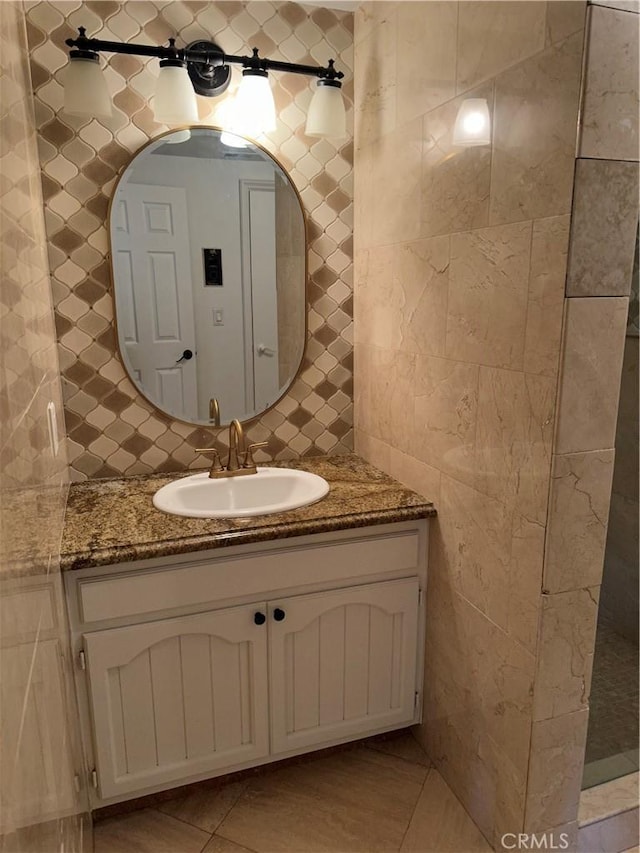 22564 Inspiration Pt, Canyon Lake, CA 92587 - photo 12