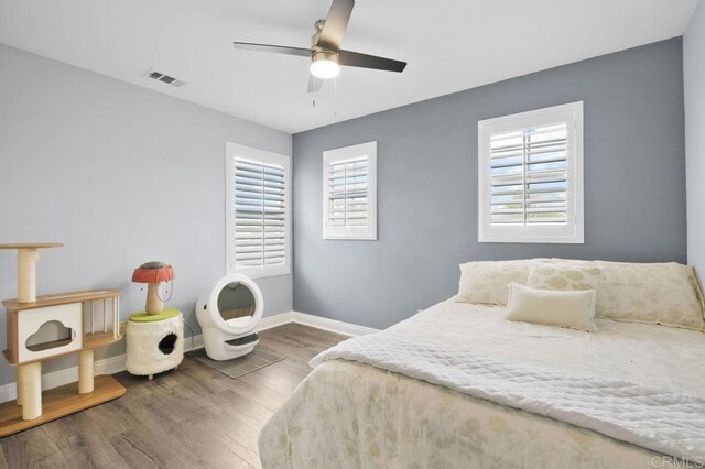 1444 Wooden Valley St, Chula Vista, CA 91913 - bedroom with wood finished floors and ceiling fan