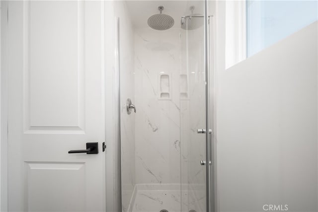 6131 Chickasaw Dr, Westminster, CA 92683 - full bathroom featuring a marble finish shower