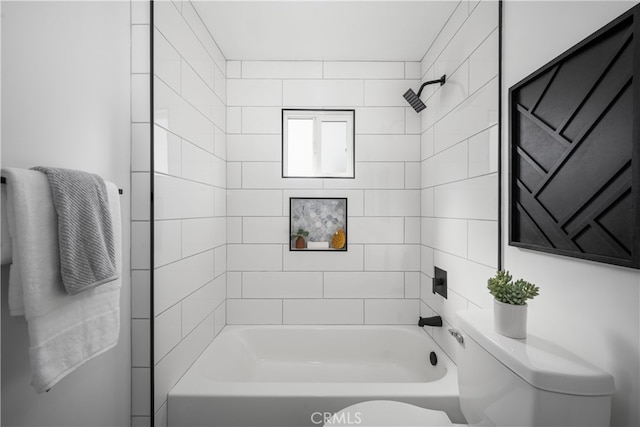 6131 Chickasaw Dr, Westminster, CA 92683 - full bath featuring toilet and shower / tub combination