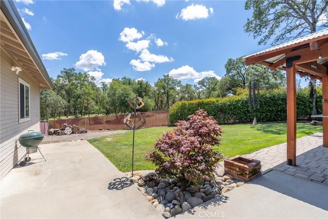 40 Gunter Ln, Oroville, CA 95966 - view of yard with a patio