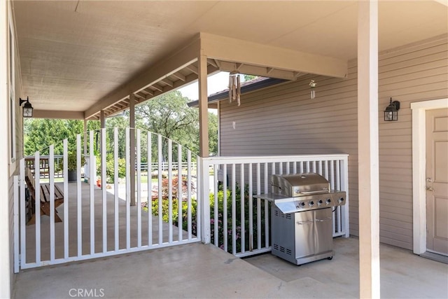 40 Gunter Ln, Oroville, CA 95966 - porch featuring a grill