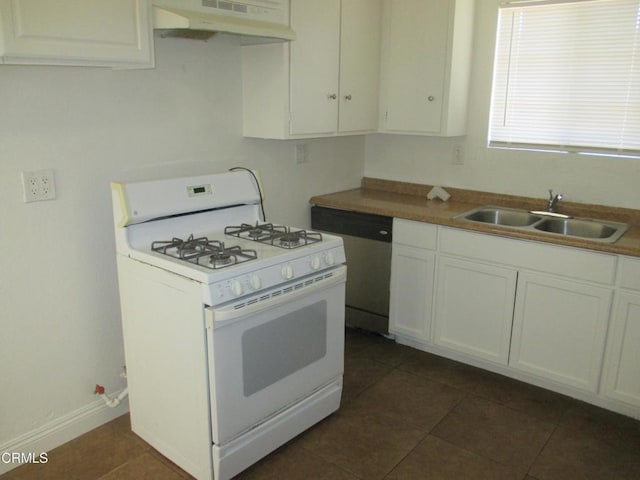 44104 Carolside Ave, Lancaster, CA 93535 - kitchen with white gas range oven, under cabinet range hood, dishwashing machine, and white cabinets