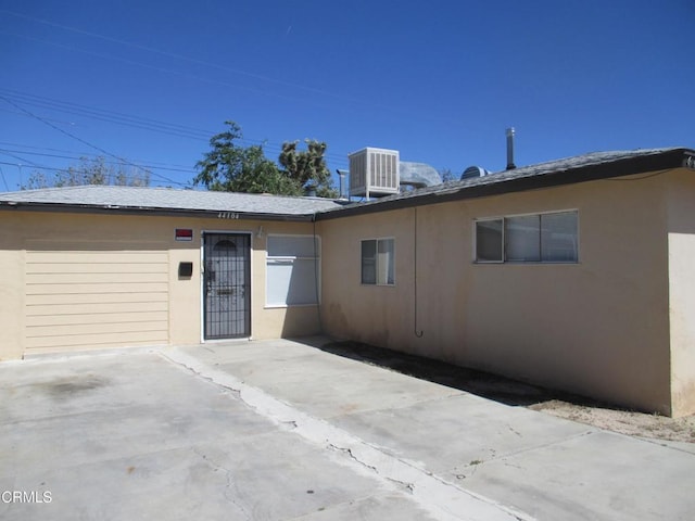 44104 Carolside Ave, Lancaster, CA 93535 - rear view of house featuring stucco siding