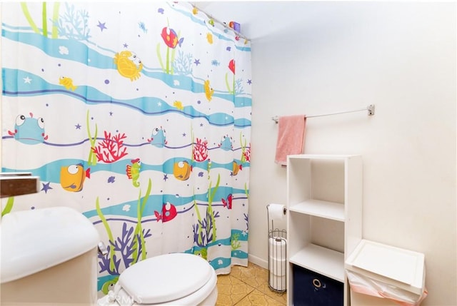 3956 Royce St, Riverside, CA 92503 - bathroom featuring toilet and a shower with curtain
