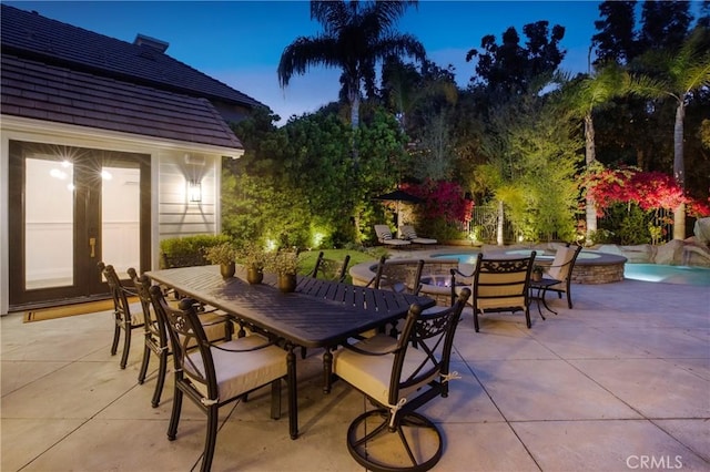 6 Shively Rd, Ladera Ranch, CA 92694 - view of patio with outdoor dining space, a hot tub, an outdoor pool, and an outdoor fire pit