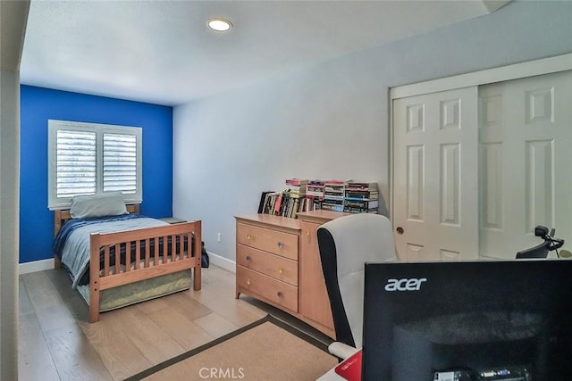 536 Granite Hills St, Simi Valley, CA 93065 - bedroom featuring recessed lighting, baseboards, and light wood finished floors