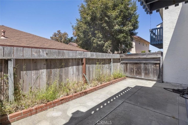 391 Sequoia St Unit 5, Morro Bay, CA 93442 - view of patio featuring a fenced backyard
