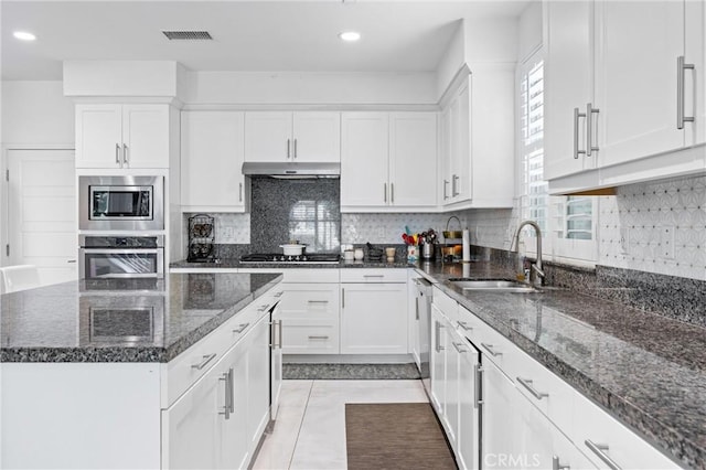 181 Carmine, Irvine, CA 92618 - photo 2