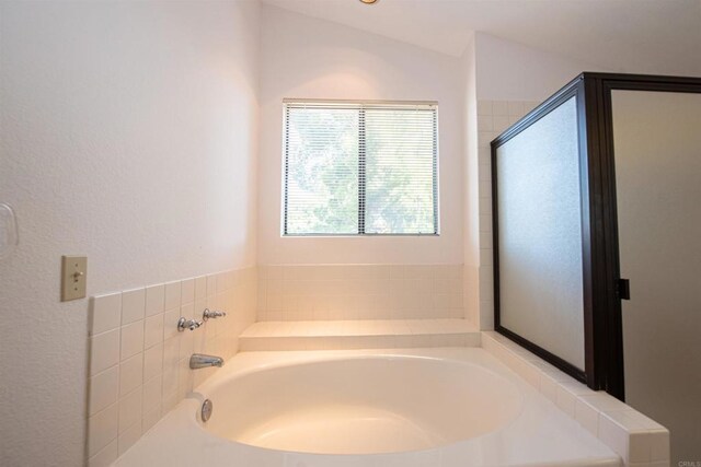 2432 Live Oak Rd, Escondido, CA 92029 - bathroom with a garden tub