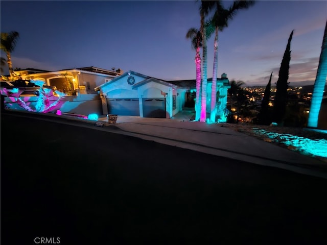 28856 Yosemite Pl, Canyon Lake, CA 92587 - exterior view of concrete driveway