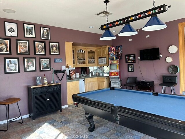 28856 Yosemite Pl, Canyon Lake, CA 92587 - rec room with baseboards, stone finish floors, billiards table, and wet bar