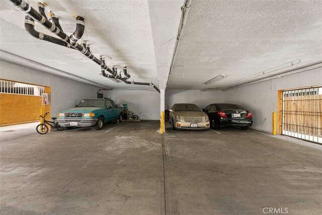 1061 Dawson Ave, Long Beach, CA 90804 - view of parking garage