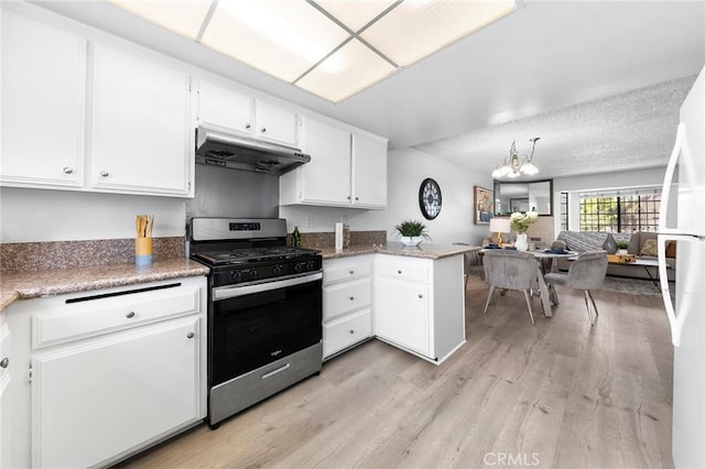321 N Lincoln Ave Unit B, Monterey Park, CA 91755 - kitchen featuring gas stove, under cabinet range hood, white cabinetry, open floor plan, and light wood finished floors