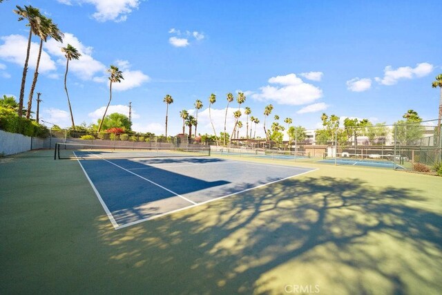 3155 E Ramon Rd Unit 607, Palm Springs, CA 92264 - view of tennis court with fence