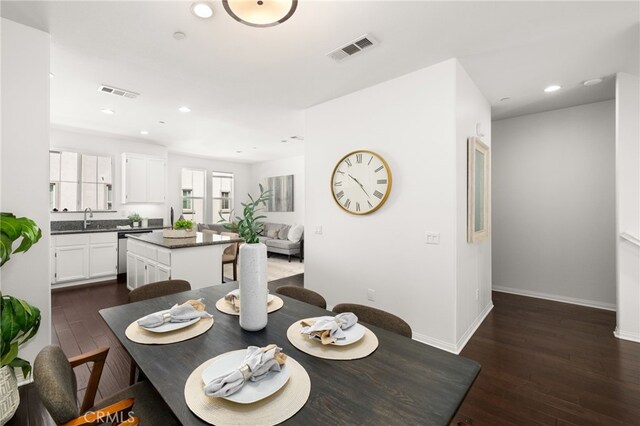68 Webber Way, Buena Park, CA 90621 - dining room with dark wood finished floors, recessed lighting, and baseboards