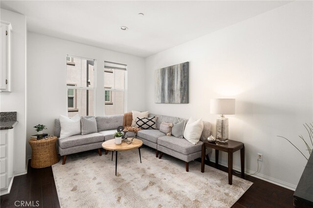 68 Webber Way, Buena Park, CA 90621 - living room with dark wood-style flooring, baseboards, and recessed lighting