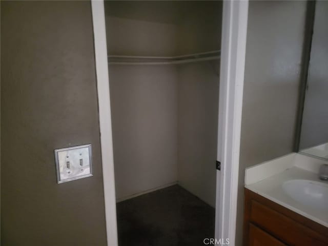 1616 Bluebell St, Lancaster, CA 93535 - closet with a sink