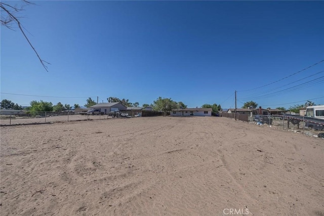 21918 Mohican Ave, Apple Valley, CA 92307 - view of yard
