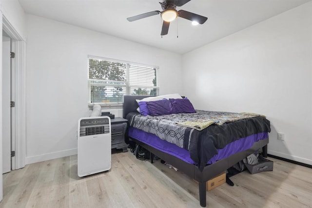 425961 Maryland St, San Diego, CA 92103 - bedroom with wood finished floors, baseboards, and ceiling fan