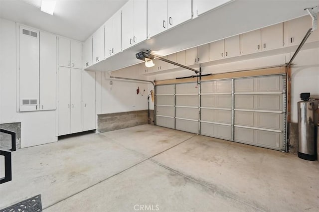 29661 Cambridge Ave, Castaic, CA 91384 - garage featuring a garage door opener