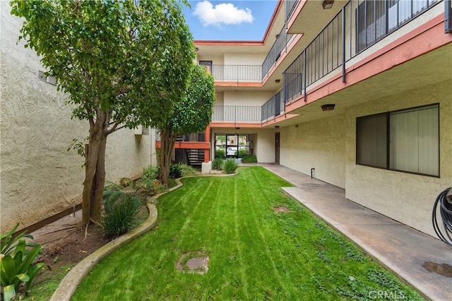 4591 Orange Ave Unit 306, Long Beach, CA 90807 - view of green lawn