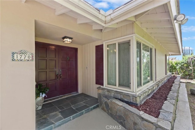view of property entrance