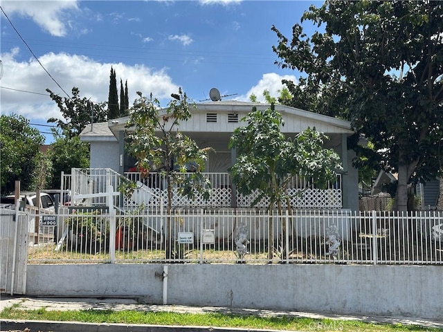 258 N Benton Way, Los Angeles, CA 90026 - view of front of house featuring a porch