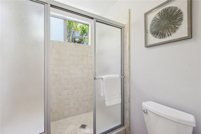 1304 12th St Unit B, Manhattan Beach, CA 90266 - bathroom featuring a shower stall and toilet