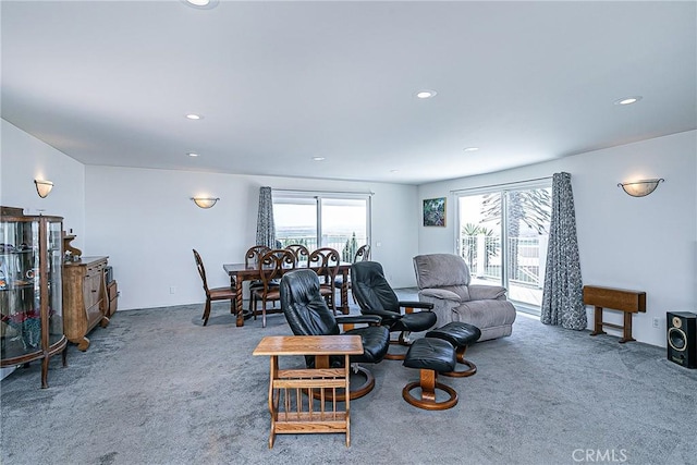 425 Calle Cielo, Nipomo, CA 93444 - carpeted living area with recessed lighting