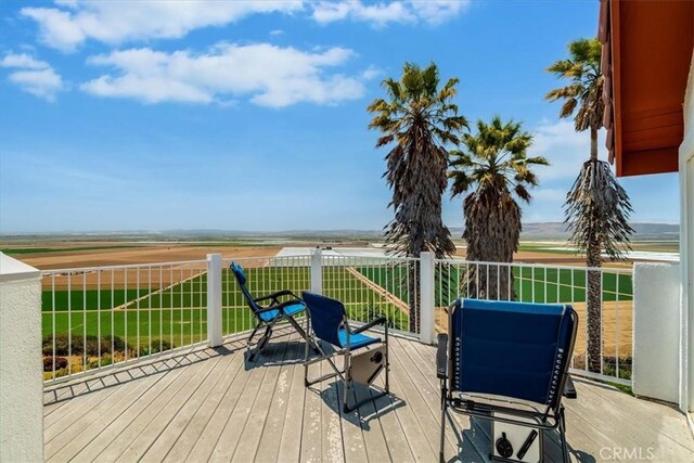 425 Calle Cielo, Nipomo, CA 93444 - wooden terrace featuring a yard