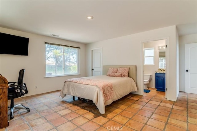 425 Calle Cielo, Nipomo, CA 93444 - bedroom with an office area, connected bathroom, and recessed lighting