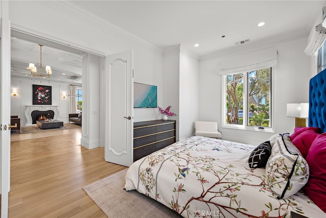530 Kings Rd, Newport Beach, CA 92663 - bedroom with wood finished floors, recessed lighting, a chandelier, crown molding, and baseboards