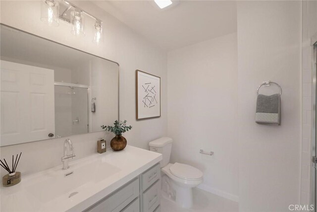 16739 Mission St, Hesperia, CA 92345 - full bath featuring vanity and a stall shower
