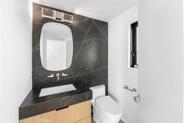 5007 Seashore Dr, Newport Beach, CA 92663 - half bath featuring toilet and vanity