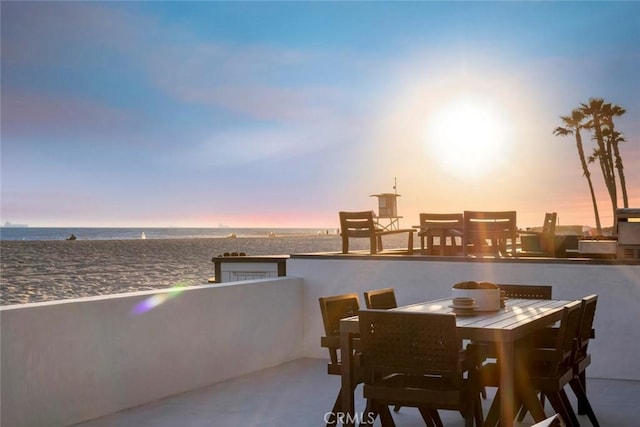 5007 Seashore Dr, Newport Beach, CA 92663 - dining room featuring a water view