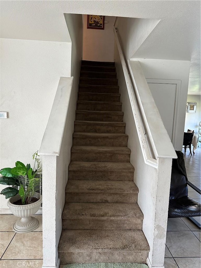 336 Pyramid Ave, Merced, CA 95341 - stairs with tile patterned floors