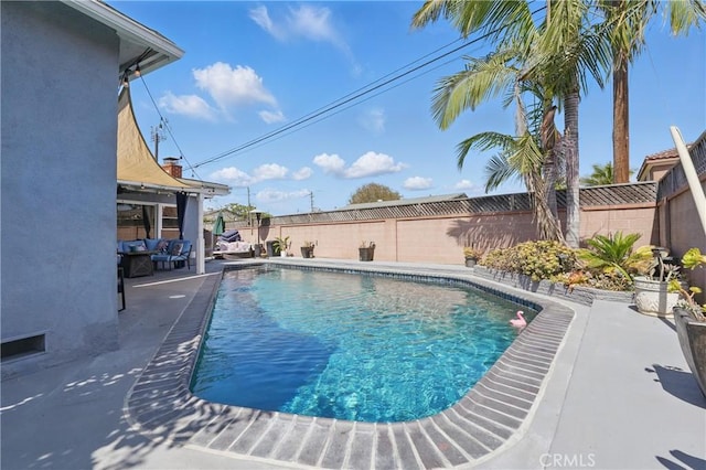 9489 Muroc St, Bellflower, CA 90706 - view of swimming pool featuring a fenced backyard and a patio area