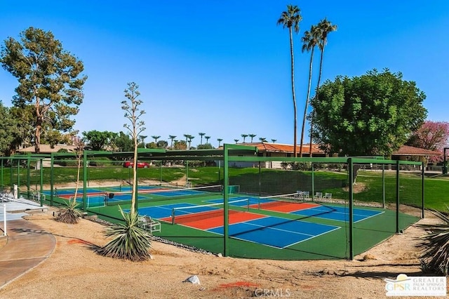6 Whittier Ct, Rancho Mirage, CA 92270 - view of sport court with fence and a tennis court