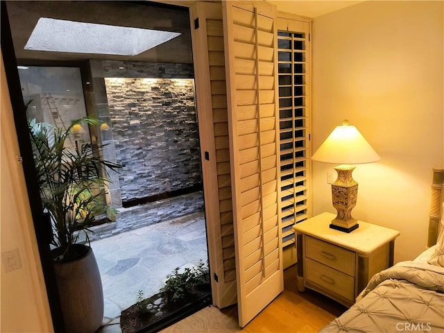 6 Whittier Ct, Rancho Mirage, CA 92270 - bedroom with wood finished floors